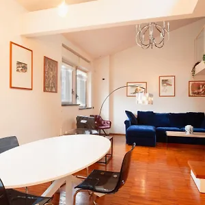  Appartement Navigli Design With Balcony